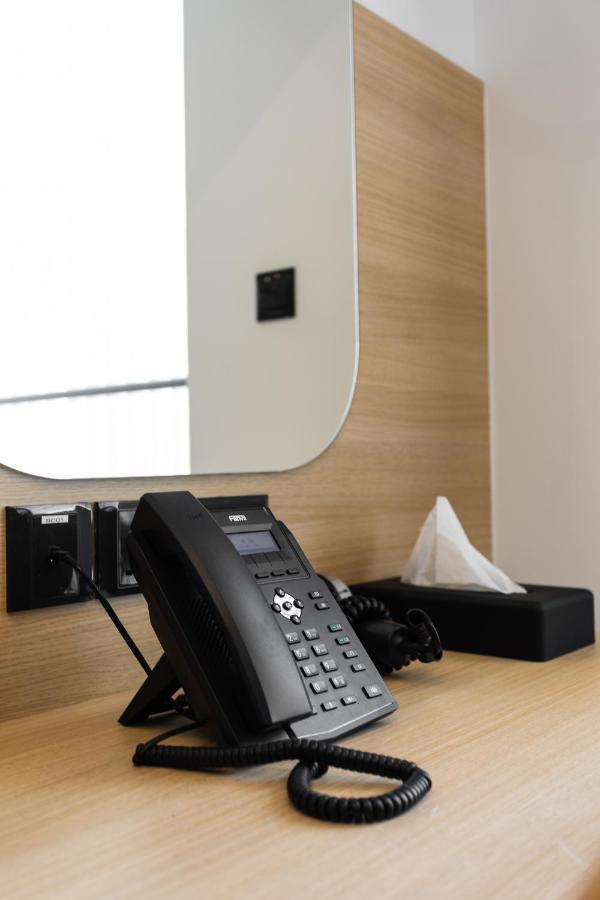 Alinea Urban Saripolou Square Aparthotel Limassol Ngoại thất bức ảnh