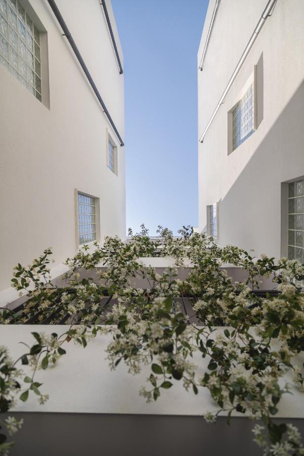 Alinea Urban Saripolou Square Aparthotel Limassol Ngoại thất bức ảnh